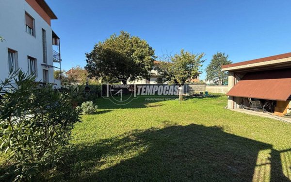 casa indipendente in vendita a Villa Cortese