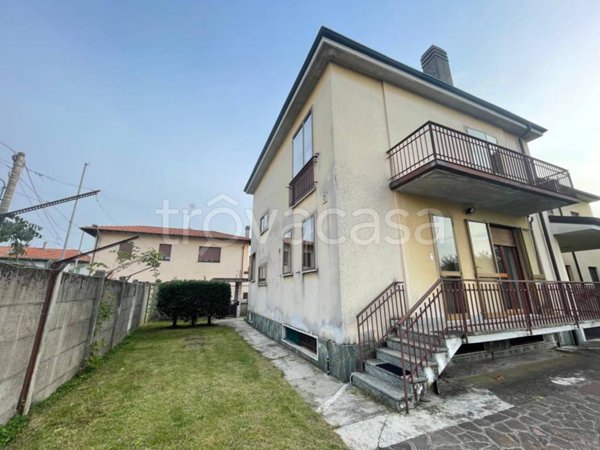 casa indipendente in vendita a Villa Cortese