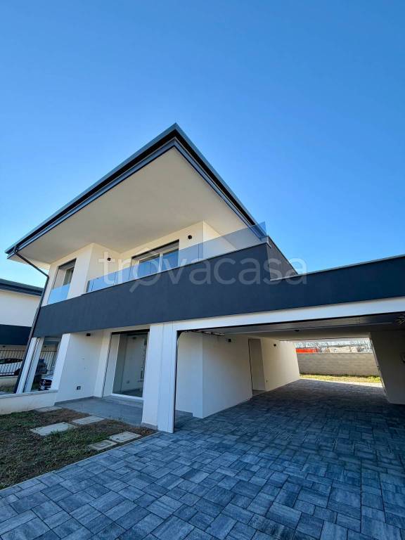 casa indipendente in vendita a Villa Cortese