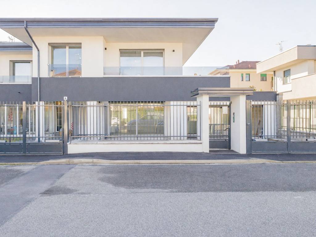 casa indipendente in vendita a Villa Cortese