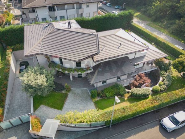 casa indipendente in vendita a Villa Cortese