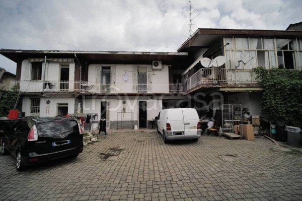 casa indipendente in vendita a Vanzaghello