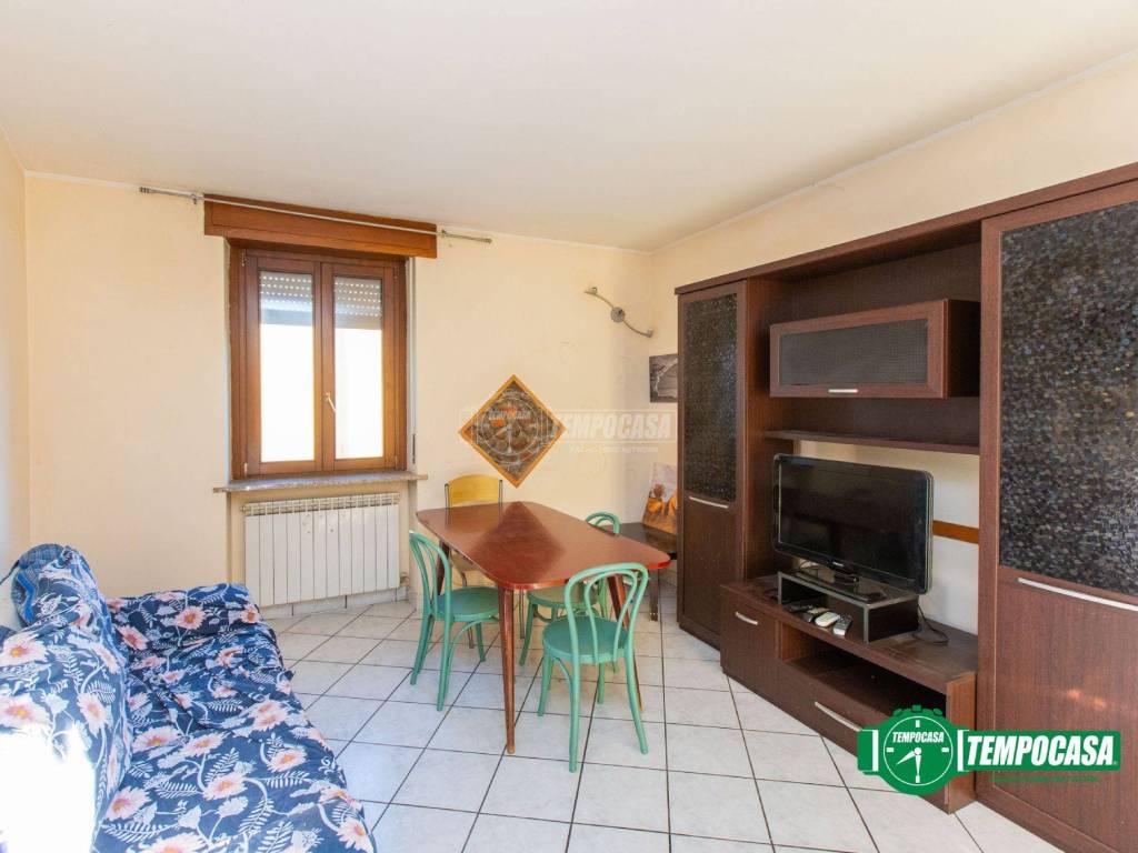 appartamento in vendita a Vanzaghello