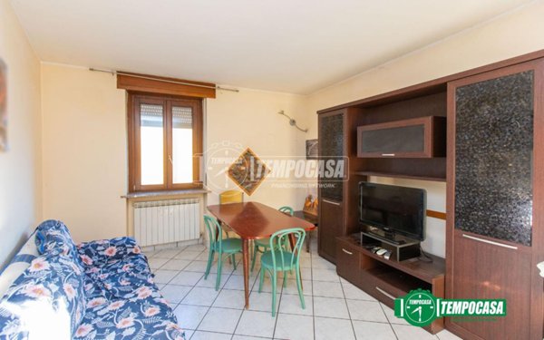 appartamento in vendita a Vanzaghello
