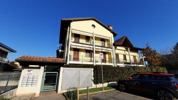 appartamento in vendita a Vanzaghello