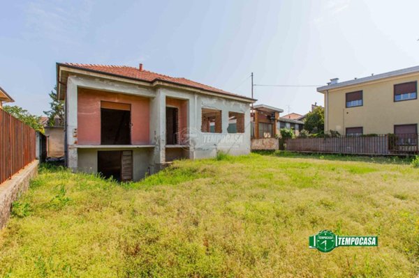 casa indipendente in vendita a Vanzaghello