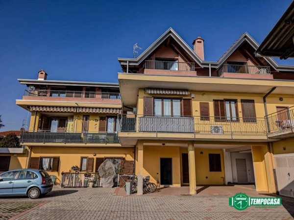 appartamento in vendita a Vanzaghello