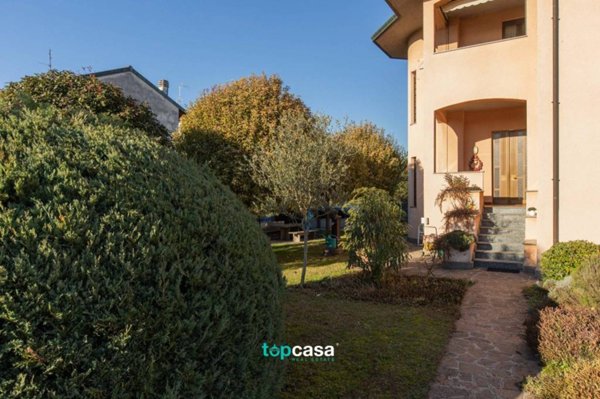 appartamento in vendita a Vanzaghello