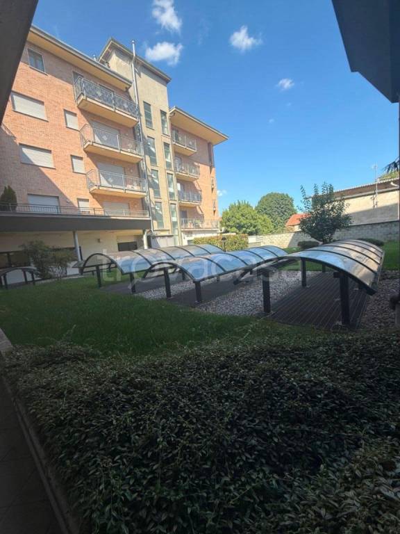 appartamento in vendita a Vanzaghello