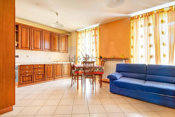 appartamento in vendita a Vanzaghello