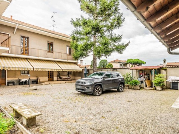 appartamento in vendita a Vanzaghello