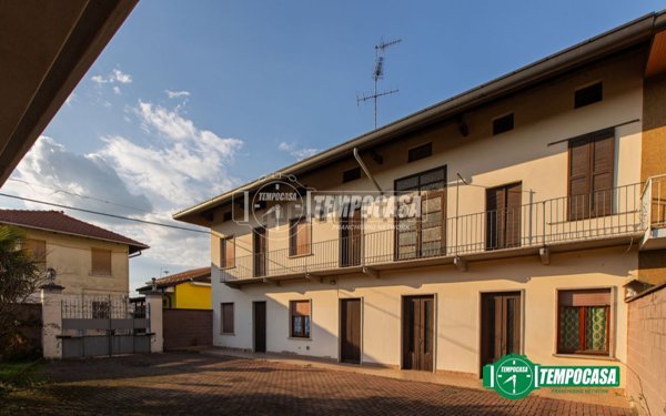 casa indipendente in vendita a Vanzaghello