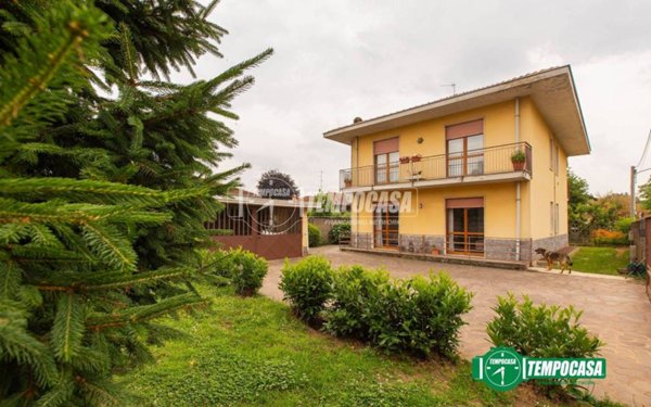 casa indipendente in vendita a Vanzaghello