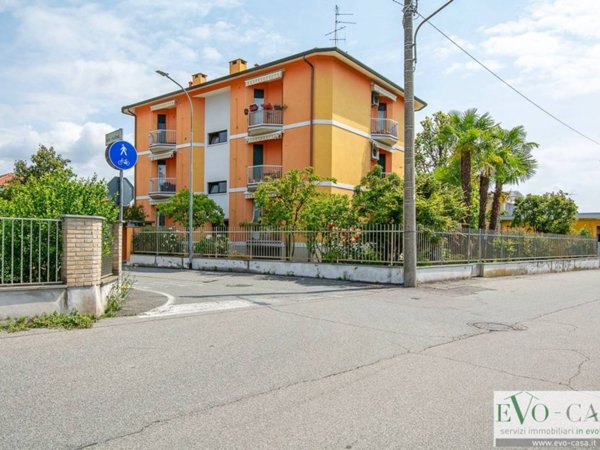 appartamento in vendita a Vanzaghello
