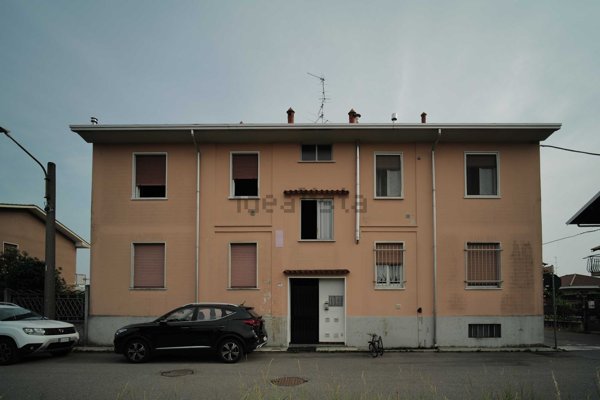 appartamento in vendita a Vanzaghello