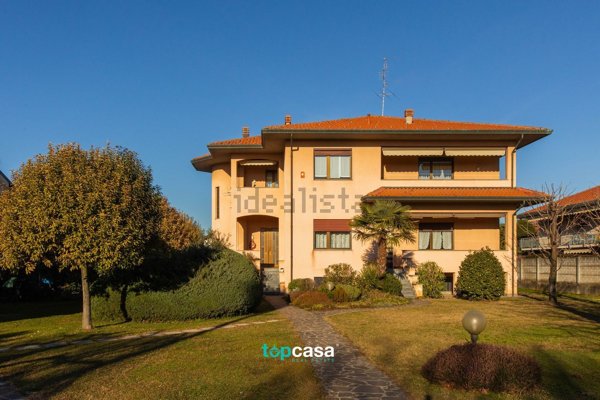 casa indipendente in vendita a Vanzaghello