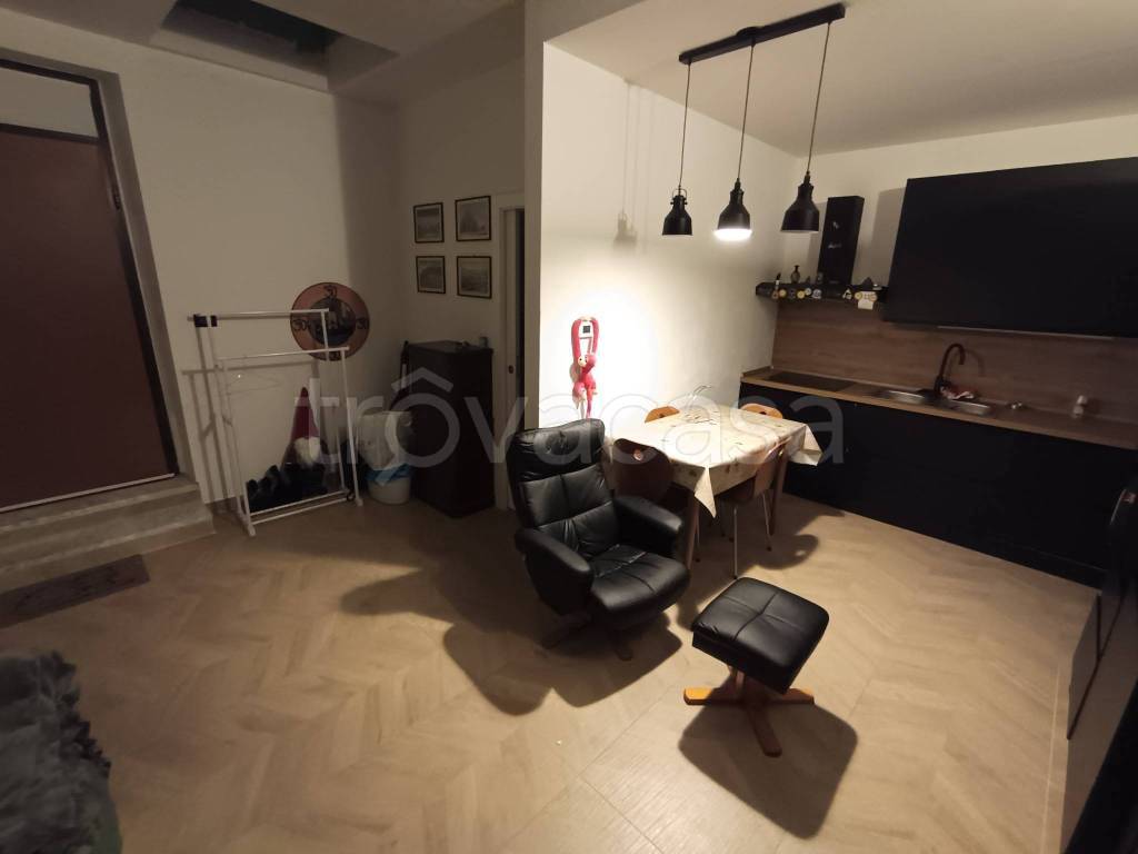 casa indipendente in vendita a Vanzaghello