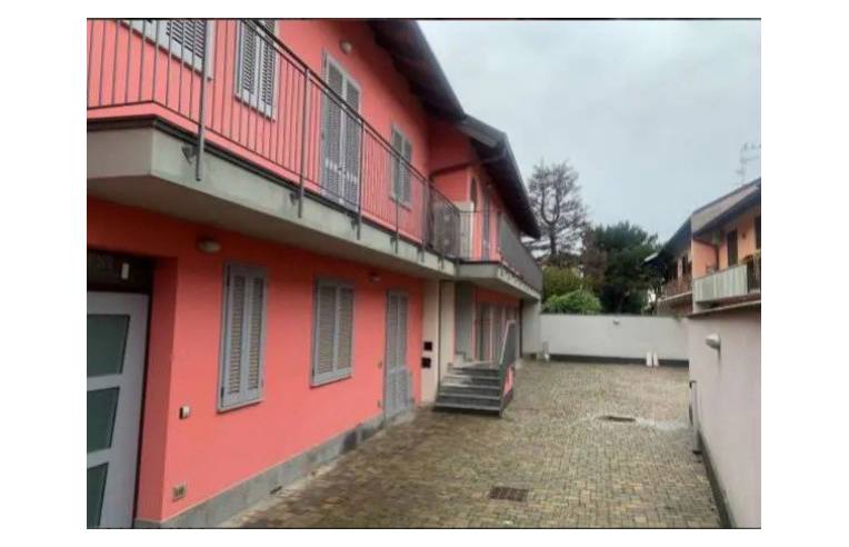 appartamento in vendita a Vanzaghello