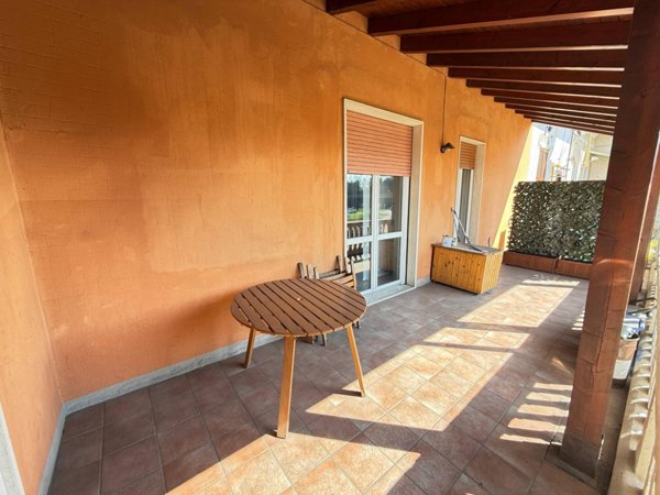 casa indipendente in vendita a Vanzaghello