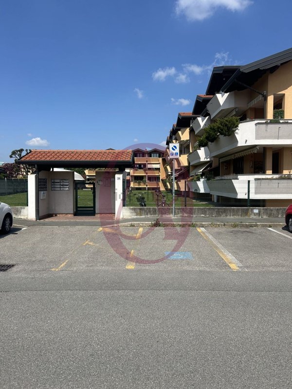 appartamento in vendita a Vanzaghello