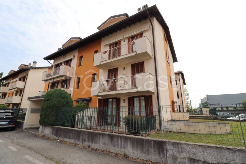 appartamento in vendita a Vanzaghello