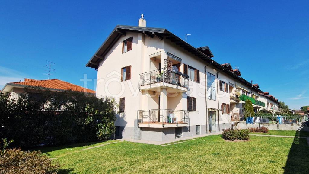 appartamento in vendita a Vanzaghello