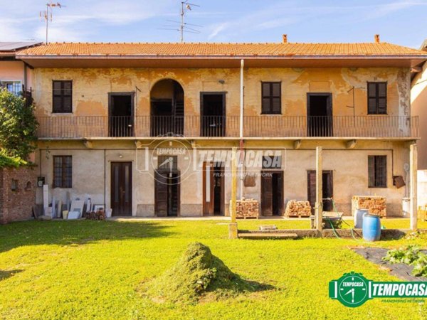 casa indipendente in vendita a Vanzaghello
