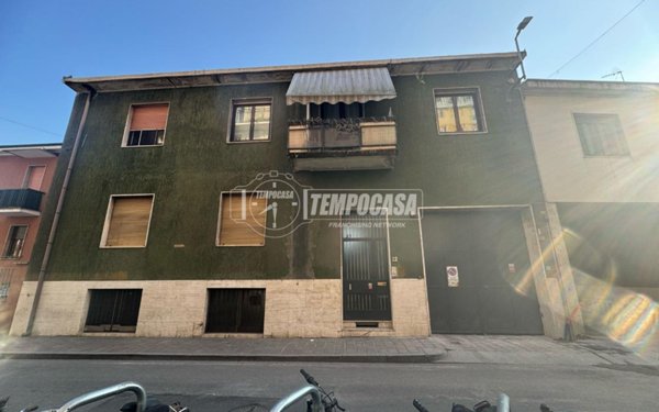 appartamento in vendita a Baranzate