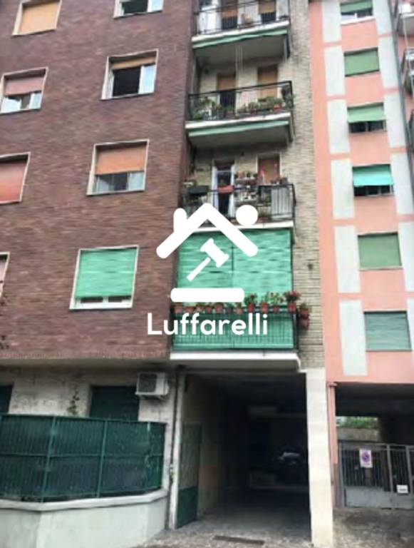 quadrivano in vendita a Baranzate