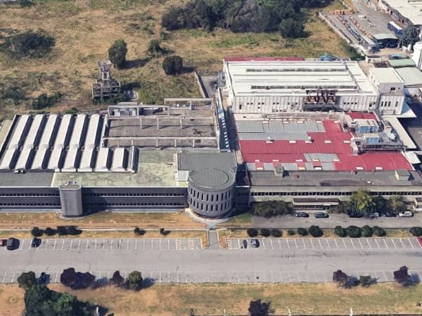 locale commerciale in vendita a Baranzate