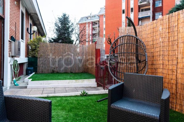 casa indipendente in vendita a Baranzate