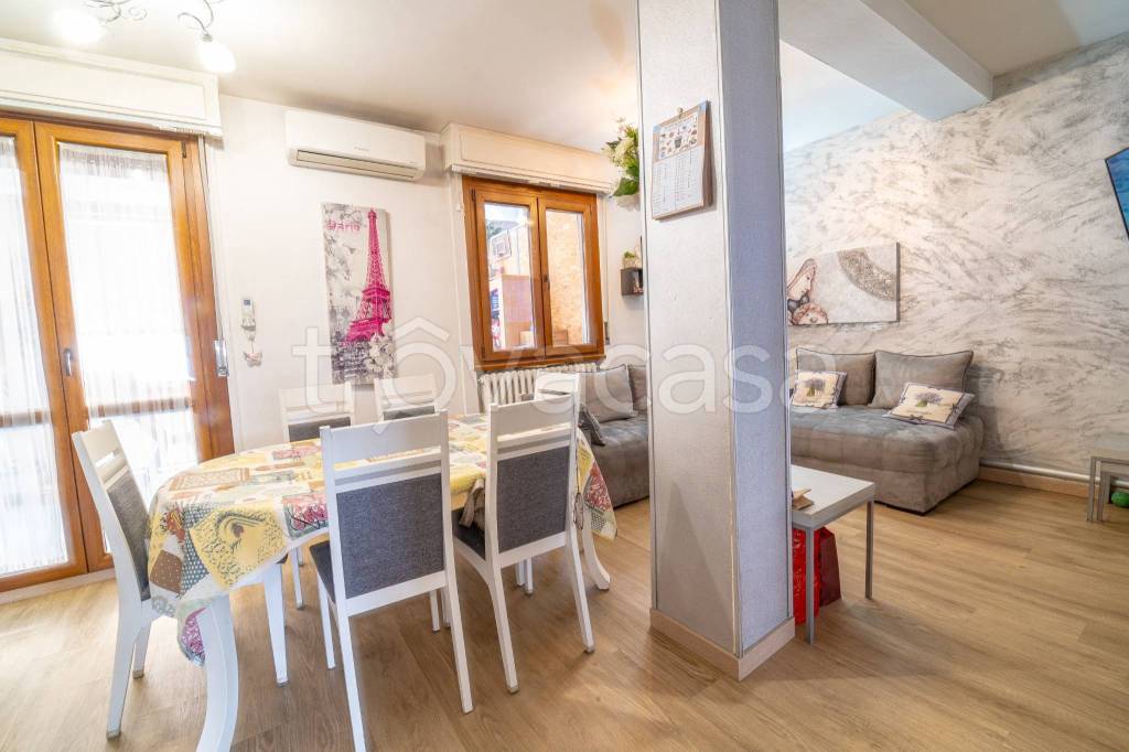 appartamento in vendita a Baranzate