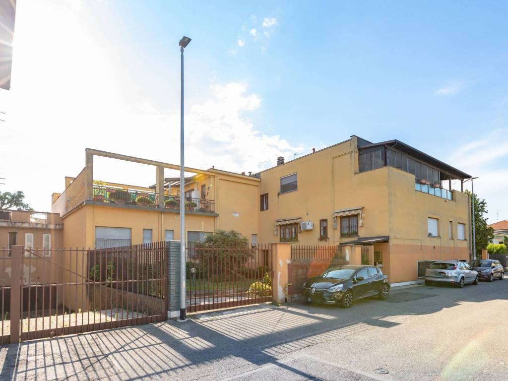 appartamento in vendita a Baranzate