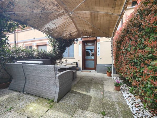 casa indipendente in vendita a Baranzate