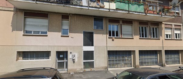 locale di sgombero in vendita a Baranzate