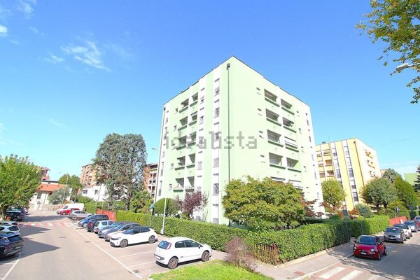 appartamento in vendita a Baranzate