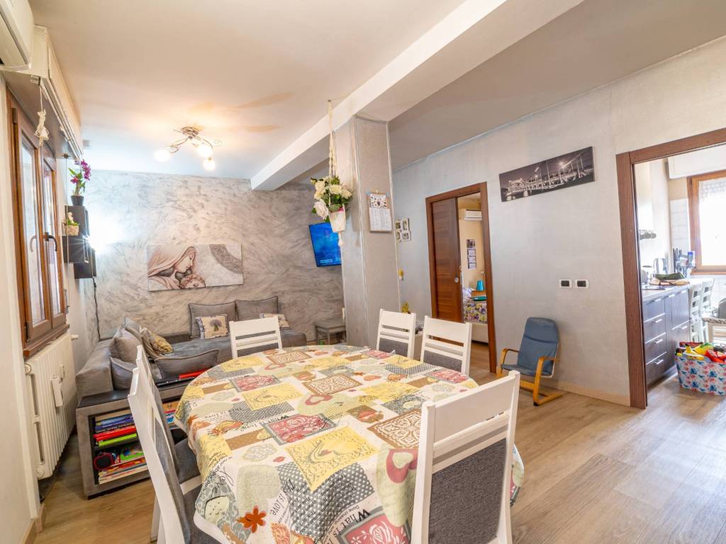 appartamento in vendita a Baranzate