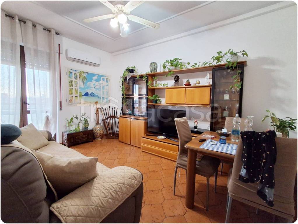 appartamento in vendita a Baranzate