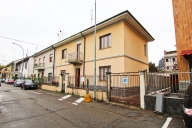 casa indipendente in vendita a Baranzate