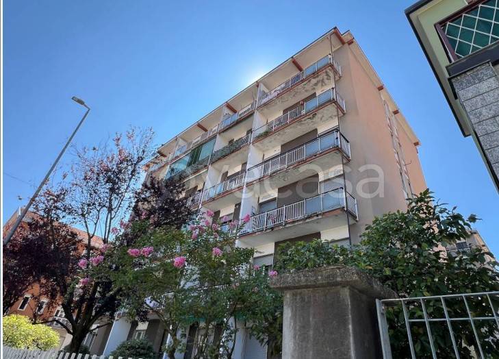 appartamento in vendita a Baranzate