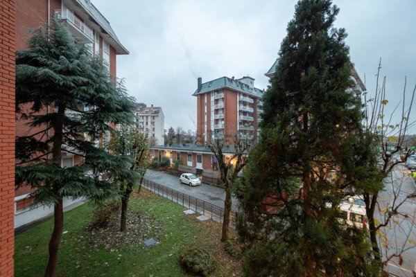 appartamento in vendita a Baranzate