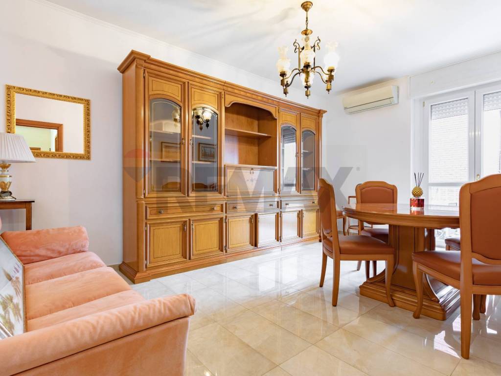 appartamento in vendita a Baranzate