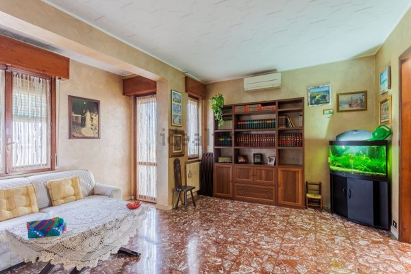 appartamento in vendita a Baranzate