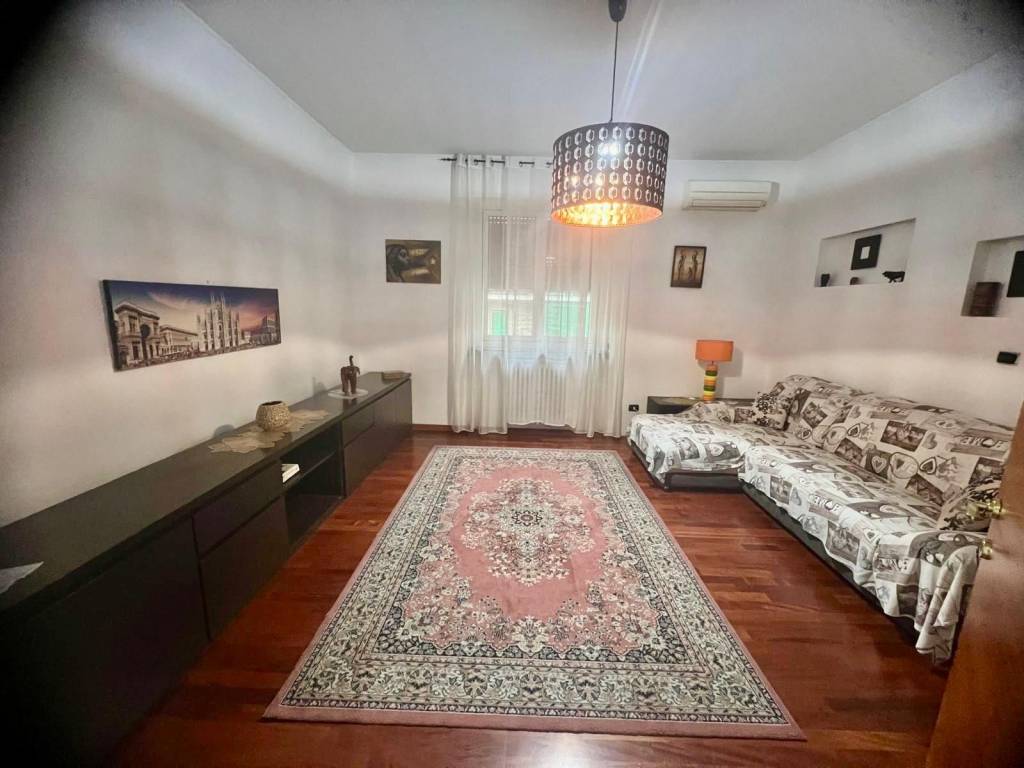 appartamento in vendita a Baranzate