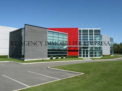 locale di sgombero in vendita a Baranzate