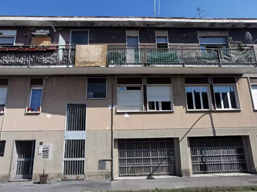 locale di sgombero in vendita a Baranzate