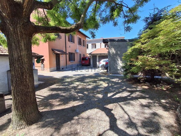 casa indipendente in vendita a Baranzate