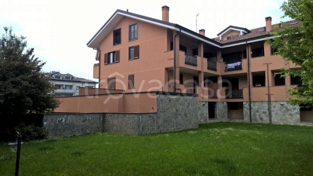 appartamento in vendita a Vermezzo con Zelo in zona Zelo Surrigone