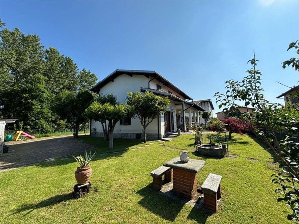 casa indipendente in vendita a Vermezzo con Zelo