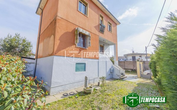 casa indipendente in vendita a Vermezzo con Zelo
